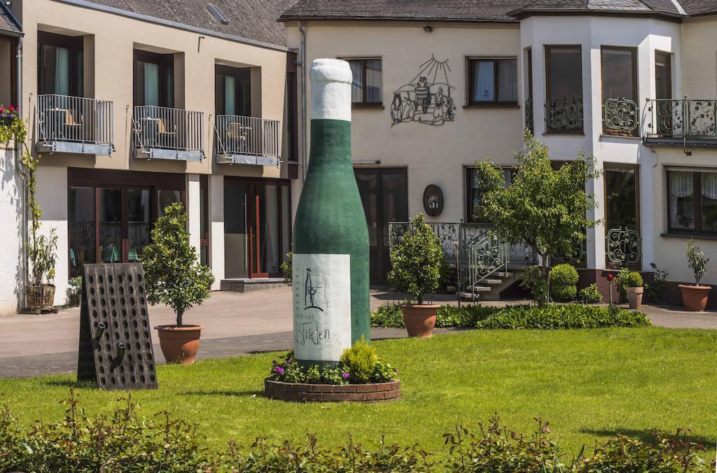 Gaestehaus Und Weingut Bernd Frieden Nittel Camera foto