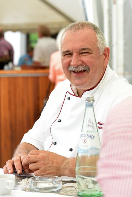Gaestehaus Und Weingut Bernd Frieden Nittel Esterno foto